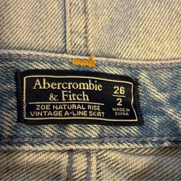Abercrombie & Fitch Zoe Natural Rise Vintage A Line Skirt Distressed Denim 26 - Picture 4 of 5